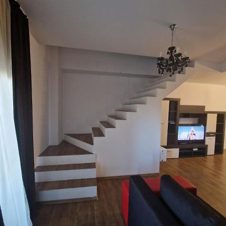 בראליה Jolie Suites מראה חיצוני תמונה