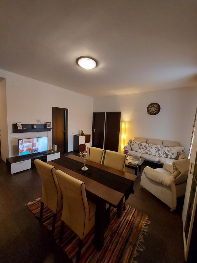 בראליה Jolie Suites מראה חיצוני תמונה