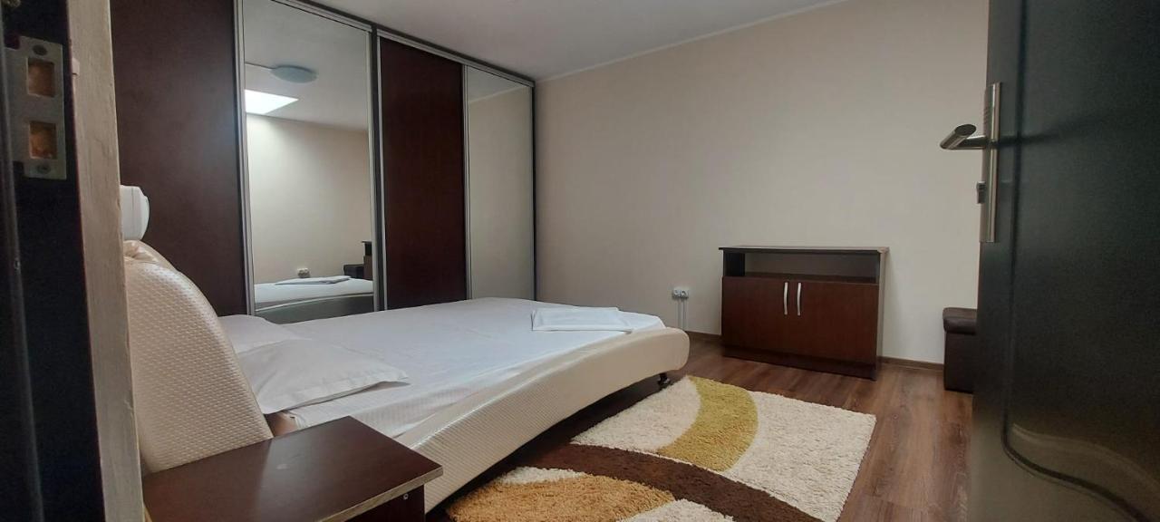 בראליה Jolie Suites מראה חיצוני תמונה