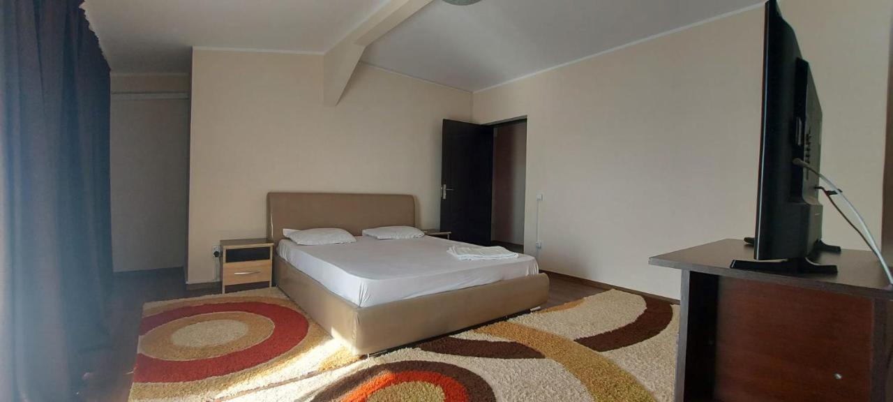 בראליה Jolie Suites מראה חיצוני תמונה