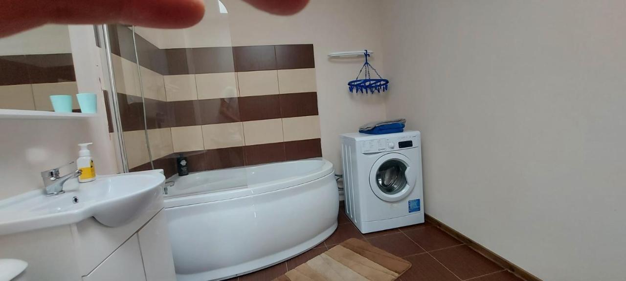 בראליה Jolie Suites מראה חיצוני תמונה
