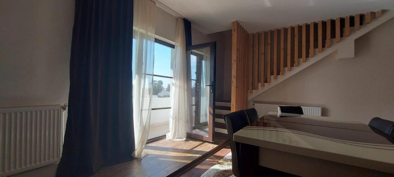 בראליה Jolie Suites מראה חיצוני תמונה