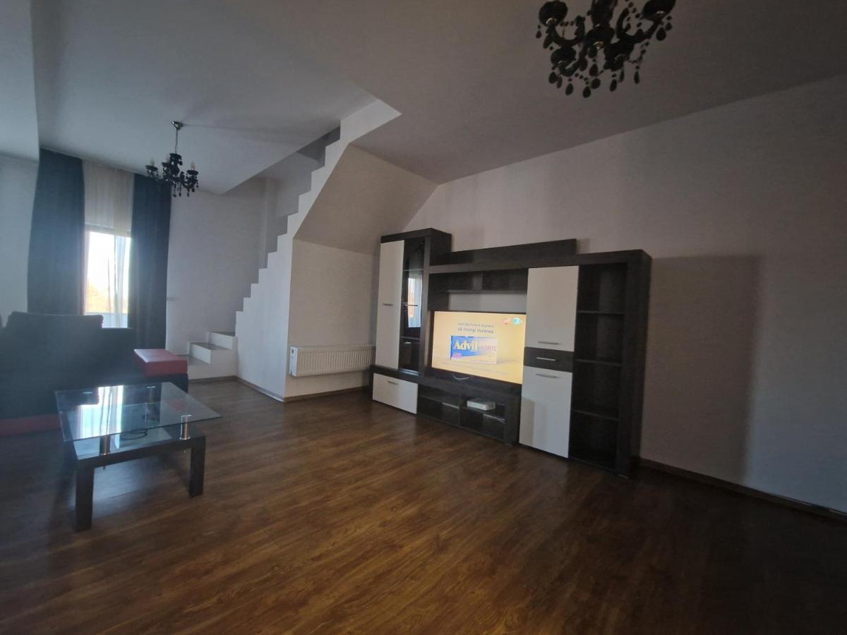 בראליה Jolie Suites מראה חיצוני תמונה
